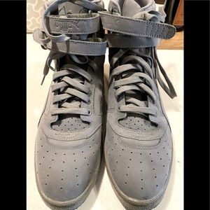 Puma Hi Tops suede sneakers 11